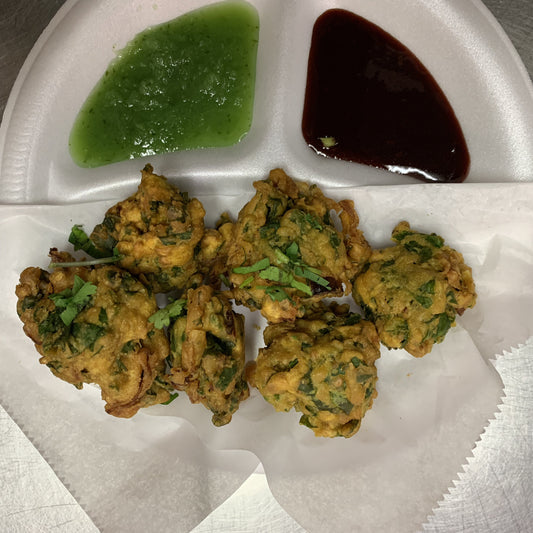Veg. Pakoras - (6 pieces)